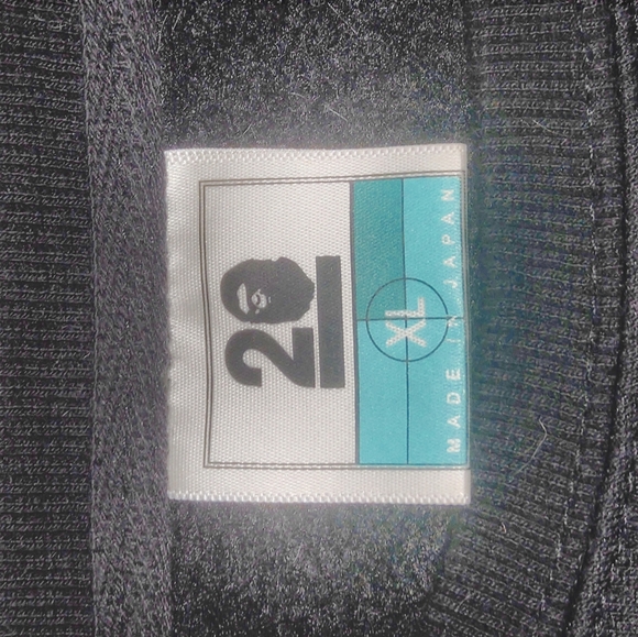 A Bathing Ape 20th Anniversary x Cut and Sewn crew - Picture 3 of 5